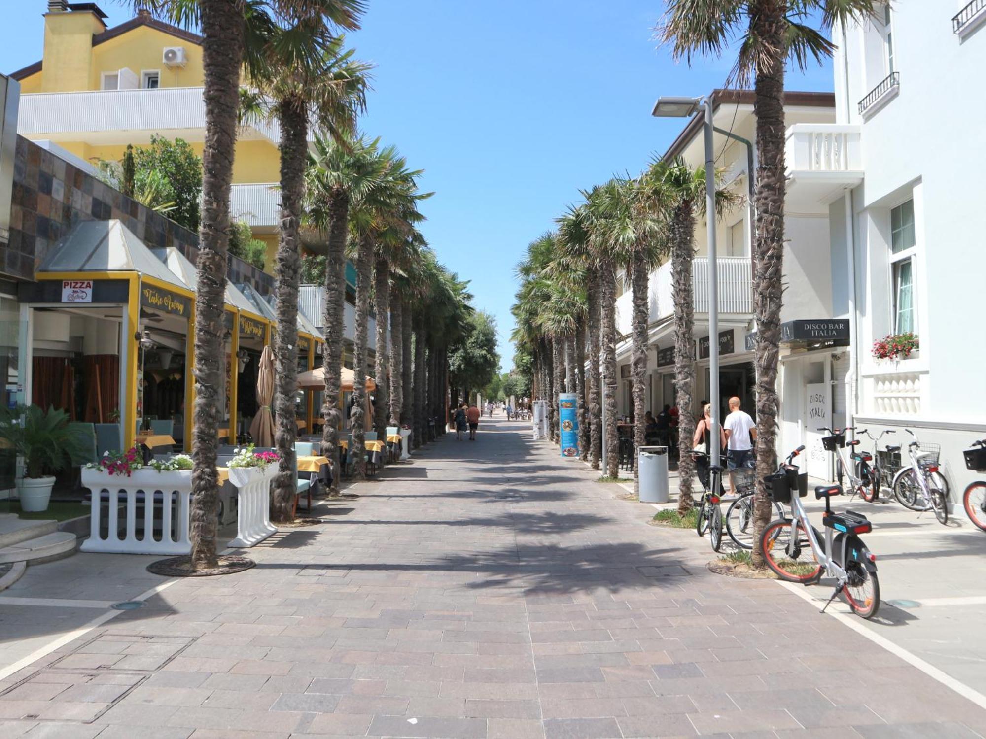 Salisburgo Lägenhet Lignano Sabbiadoro Exteriör bild