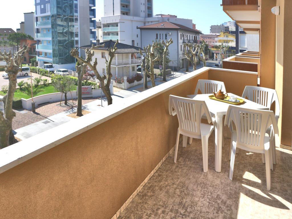 Salisburgo Lägenhet Lignano Sabbiadoro Exteriör bild